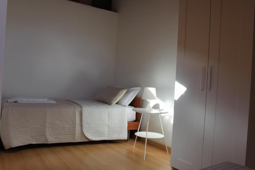Room image 4